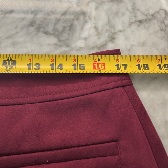 NWT -LOFT suede skirt - Size 12 - Picture 7 of 8